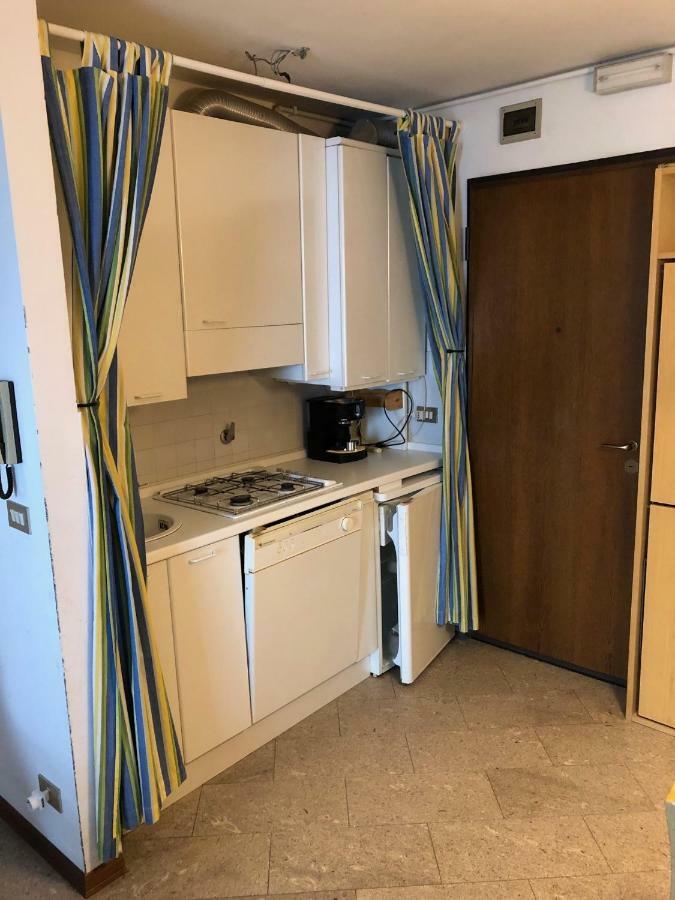 San Giusto Apartment Градо Екстериор снимка