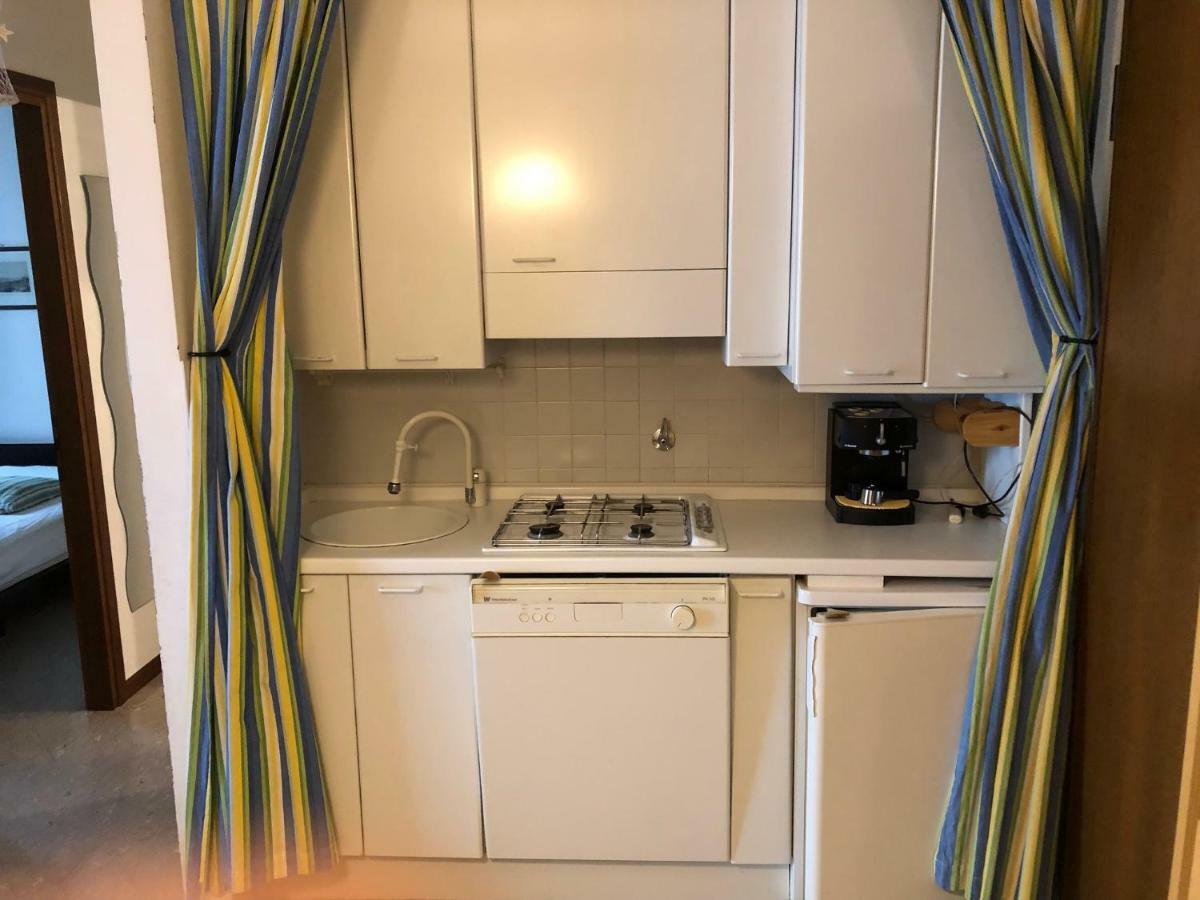 San Giusto Apartment Градо Екстериор снимка